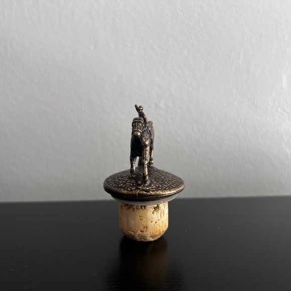 Blanton’s Single Barrel Bourbon Stopper “S” - Picture 4 of 5